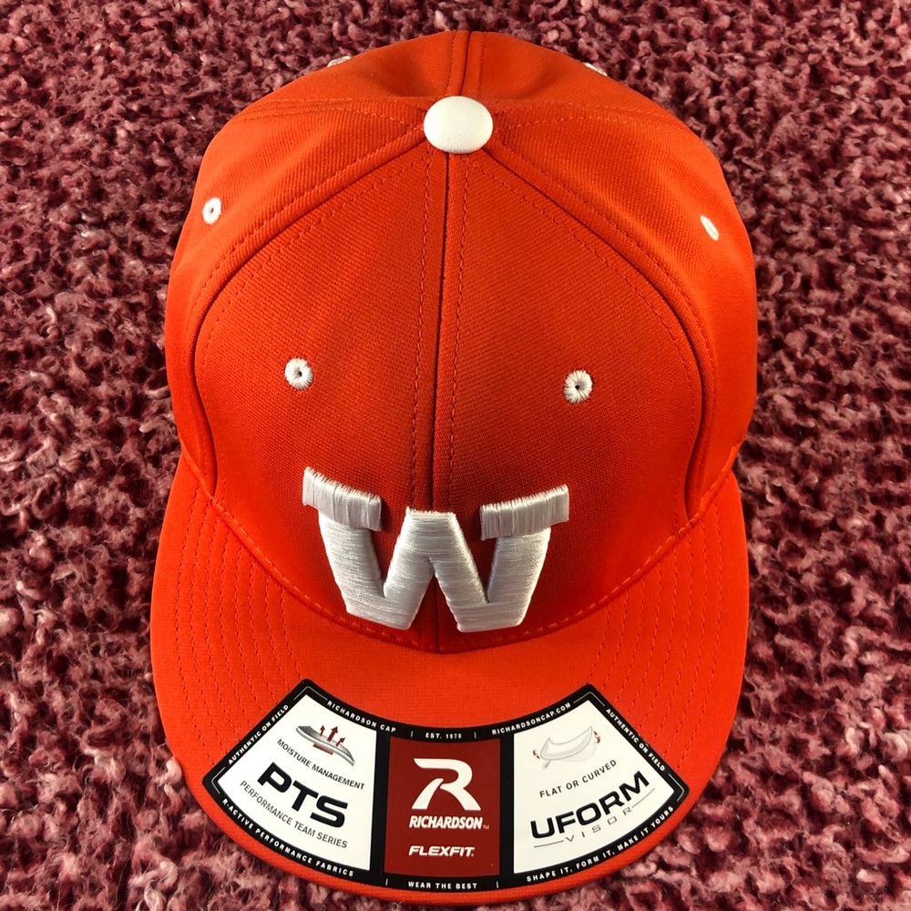 NWT Men’s Richardson Flexfit Hat